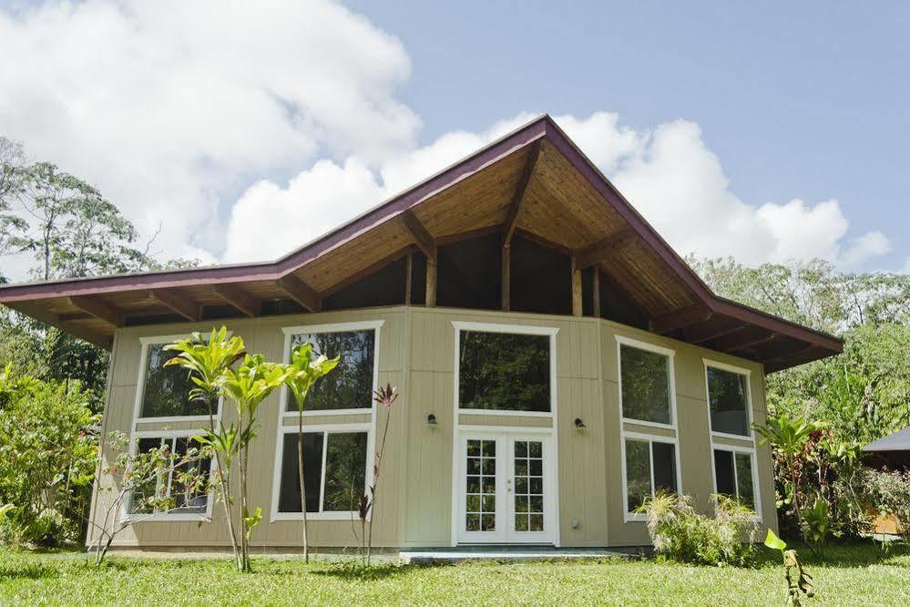 Kalani Villa Kaimu Exterior photo